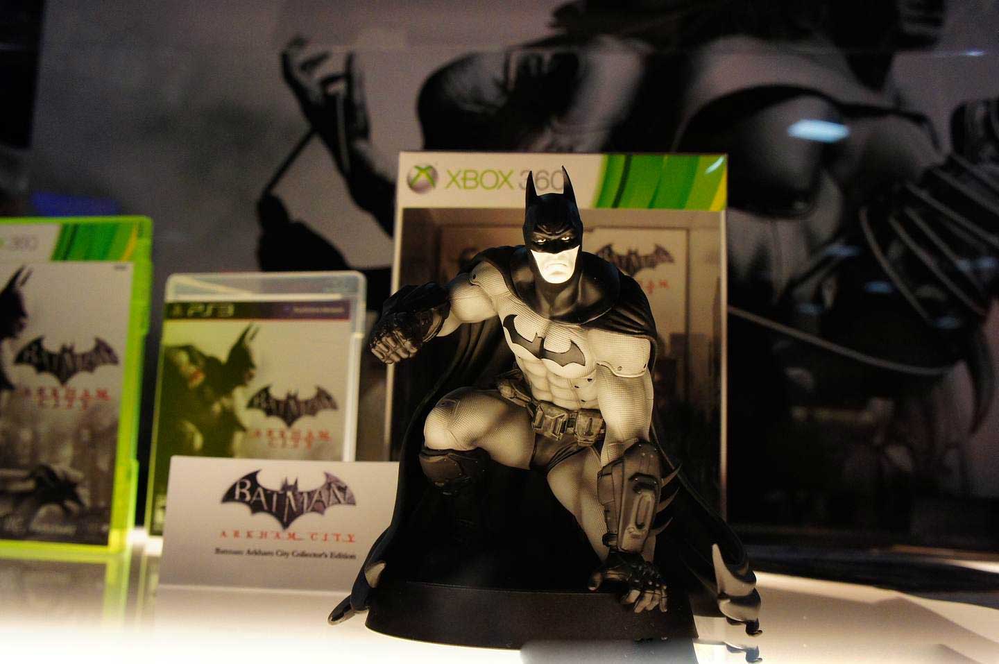 Arkham City - Collector Edition'a yakından bakın