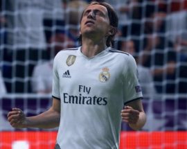 FIFA 19'un oyuncuları çıldırtan savunma hatası, sonunda düzeliyor