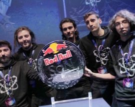 Red Bull Dota 2 turnuvasının galibi Team Entelechy oldu