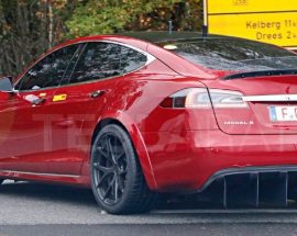 Musk: Tesla Model S Plaid, 100 km/s'ye 1,96 Saniyede Çıkan En Seri Vasıta Oldu