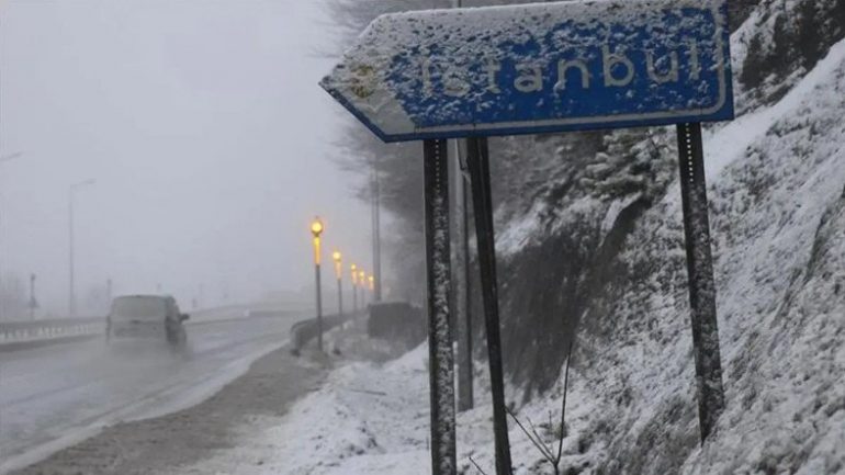 Yoğun Kar Sebebiyle İstanbul Dahil 8 Şehirde Yüz Yüze Eğitime Ara Verildi