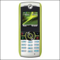 Atık şişelerinden geri dönüştürülen telefon