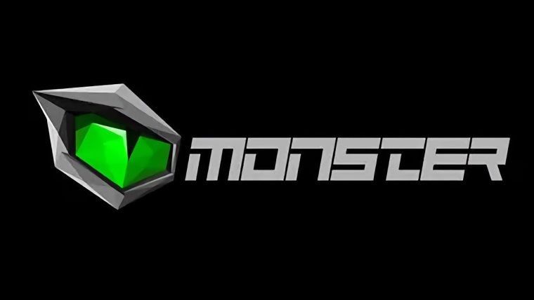 Monster Notebook Dijital Mağazası birinci yaşını kutladı