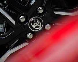 Toyota CEO'su: İçten Yanmalı Motorlu Vasıtaları Vazgeçersek, Milyonlarca Birey İşsiz Kalır