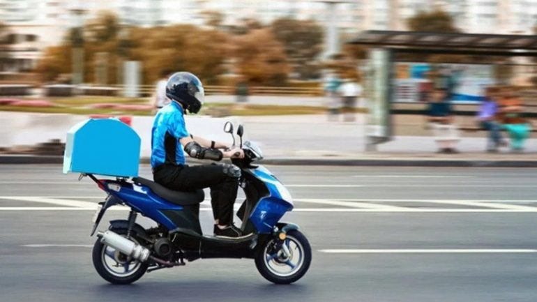 Motosikletli Kuryeler, İstanbul Adliyesi Önünde Eylem Yaptı: ”Biz Robot Değiliz"